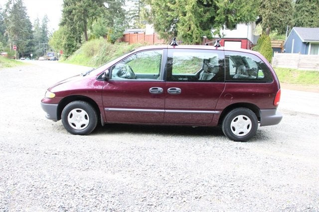 1999 Dodge Caravan Base