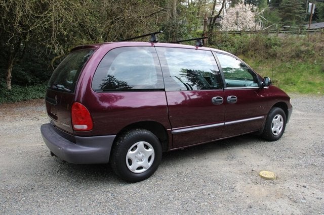 1999 Dodge Caravan Base