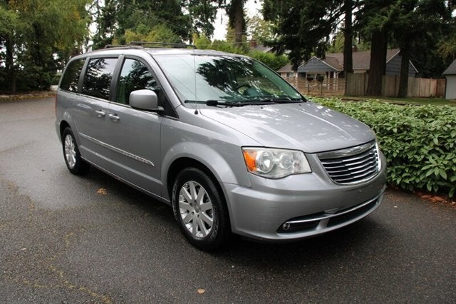 2014 Chrysler Town & Country Touring
