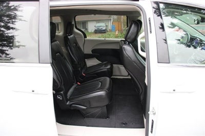 2020 Chrysler Voyager LXI