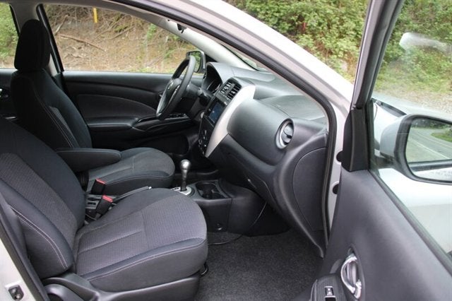 2015 Nissan Versa SV