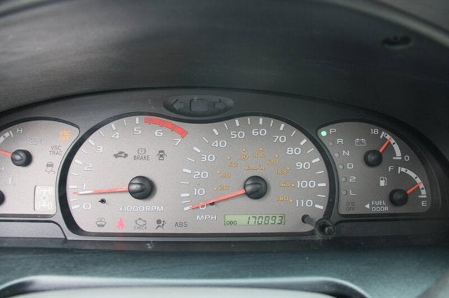 2002 Toyota Sequoia SR5