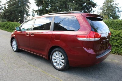 2011 Toyota Sienna XLE 7-Passenger AWD