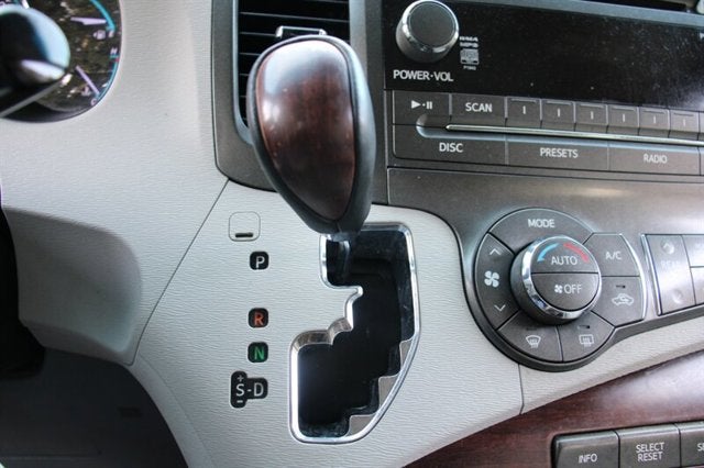 2011 Toyota Sienna XLE 7-Passenger AWD