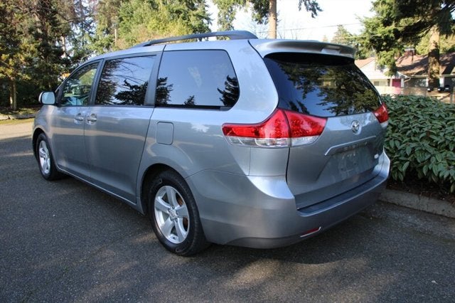 2011 Toyota Sienna LE 8-Passenger