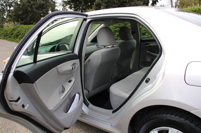 2011 Toyota Corolla LE