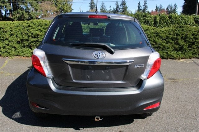 2012 Toyota Yaris 5-Door L1-owner
