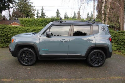 2017 Jeep Renegade Deserthawk